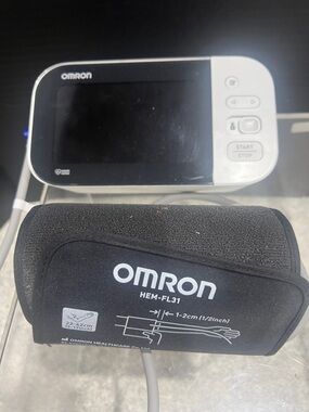 OMRON Digital Blood Pressure Monitor with Arm Cuff